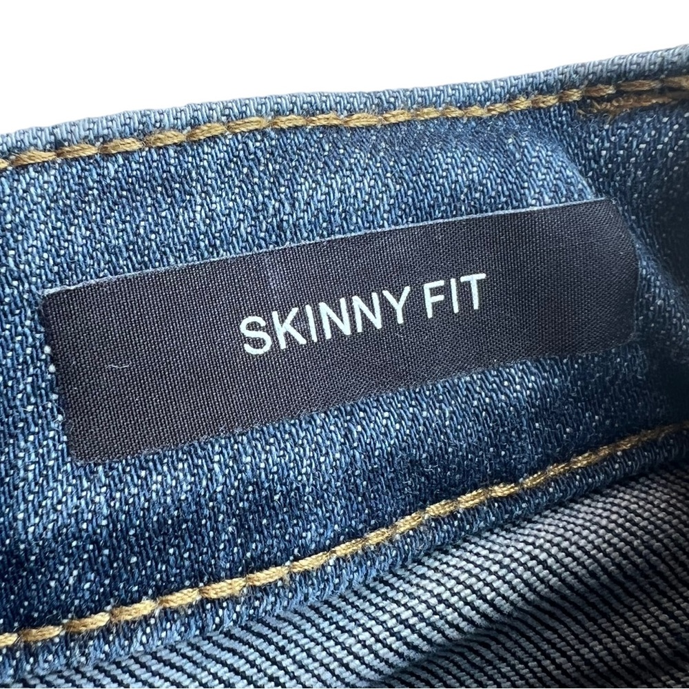 Judy Blue Eva Mid-Rise Fray Hem Skinny Size 0/24 - Picture 11 of 12